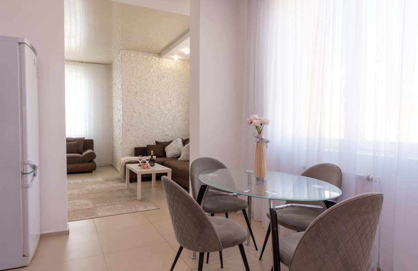 Apartment Obolon Natalka Park Kiew Exterior foto
