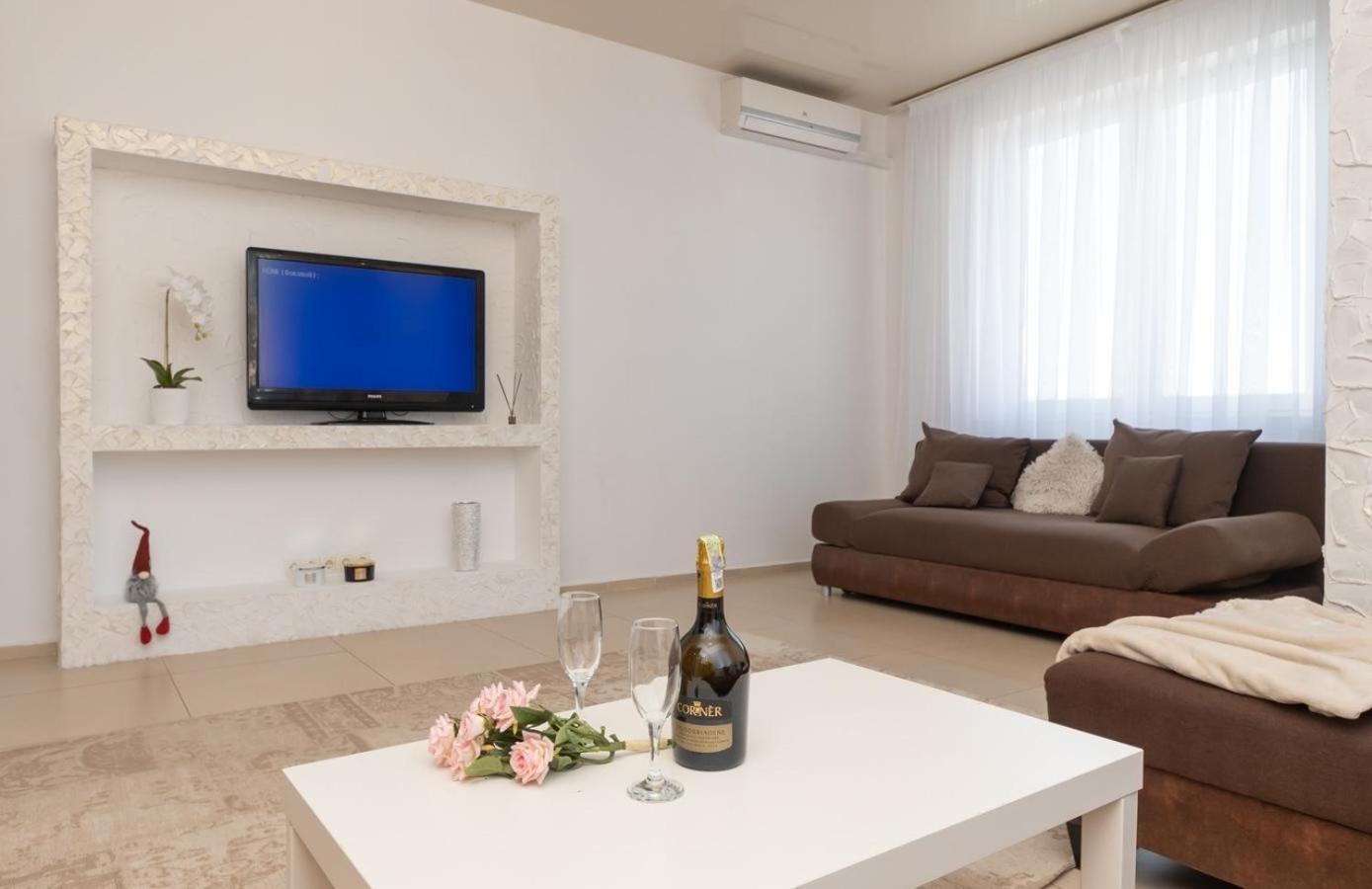 Apartment Obolon Natalka Park Kiew Exterior foto